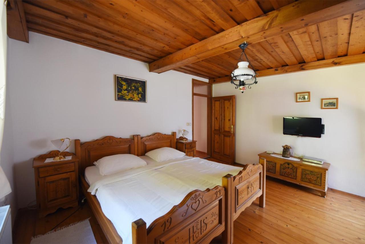 Domacija Seruga Countryside Hotel نوفو ميستو المظهر الخارجي الصورة